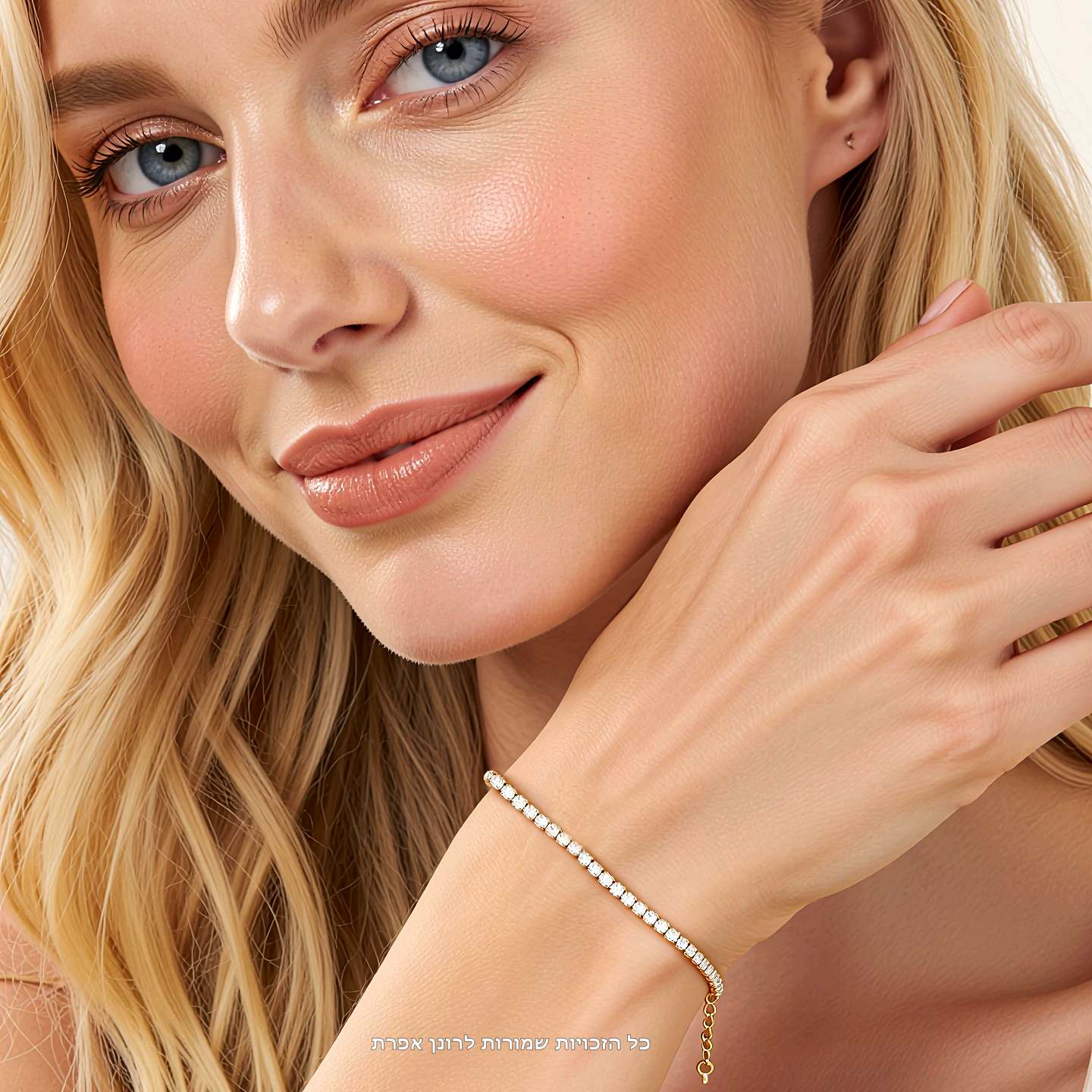 צמיד יפהפה בגוון זהב משובץ באבני זירקוניה (#97)